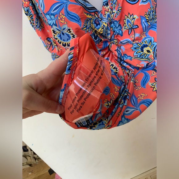 Jantzen Tigerlily One-Piece NWT - Picture 4 of 14